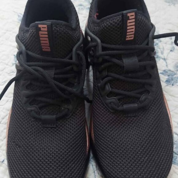 Never Worn: Puma Sneakers - Picture 2 of 3